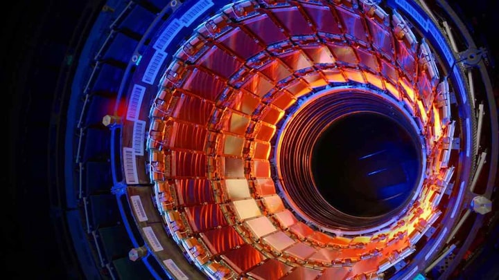 CERN's LHCb experiment hints at why universe has more matter than antimatter
