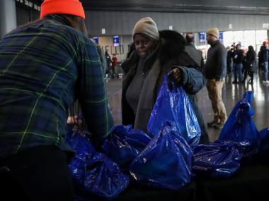 It's an end of everything, say federal workers, turn to food banks as US govt shutdown crosses one-month mark It's an end of everything, say federal workers, turn to food banks as US govt shutdown crosses one-month mark
