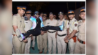 Umang 2019: Rohit Shetty's cop force Ranveer Singh, Ajay Devgn, Akshay Kumar salute Mumbai Police