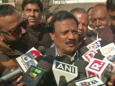 BJP makes Hema Malini dance for votes, says Congress minister in response to Vijayvargiya's remarks on Priyanka Gandhi BJP makes Hema Malini dance for votes, says Congress minister in response to Vijayvargiya's remarks on Priyanka Gandhi