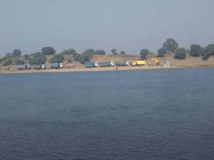 Illegal sand mining: Congress govt in Madhya Pradesh fails to address menace despite tall pre-poll promises; state rivers suffer