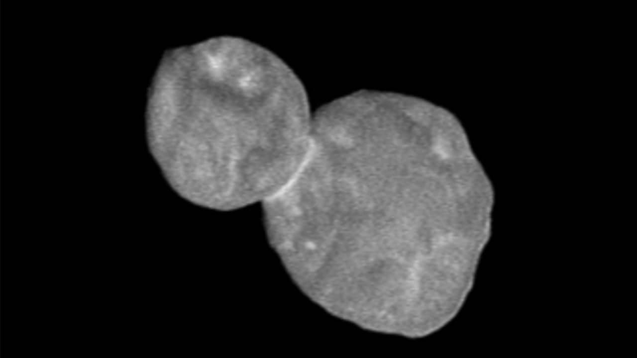 The most high-res image New Horizons has captured and beamed back of the tumbling snowman-looking Kuiper belt object, Ultima Thule. Image credit: NASA