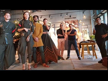 Lakme Fashion Week 2019: Gully Boy team to walk the ramp; designers focus on sustainable clothing this season Lakme Fashion Week 2019: Gully Boy team to walk the ramp; designers focus on sustainable clothing this season