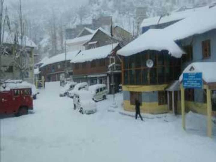 Cold wave in Himachal Pradesh intensifies; Keylong continues to be coldest region in state at -11 degrees Celsius
