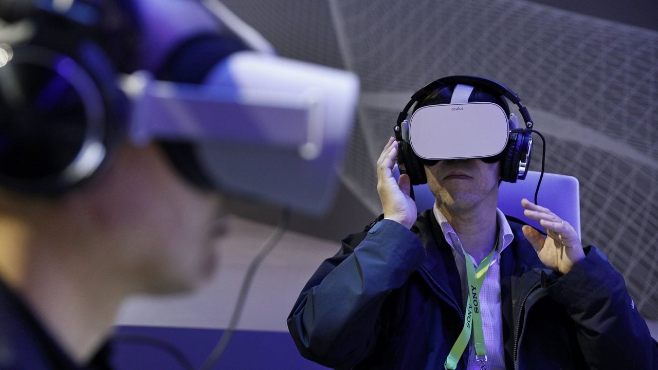 Oculus VR headsets are on display at CES 2019. Image: AP