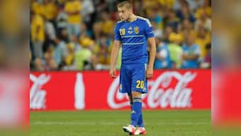 Ukrainian defender Yaroslav Rakitskiy signs for Russia's Zenit St Petersburg despite move being subjected to intense criticism