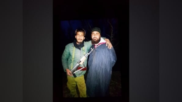 Two Hizbul Mujahideen militants, including juvenile, arrested in Shopian in joint operation by Delhi, Jammu and Kashmir police