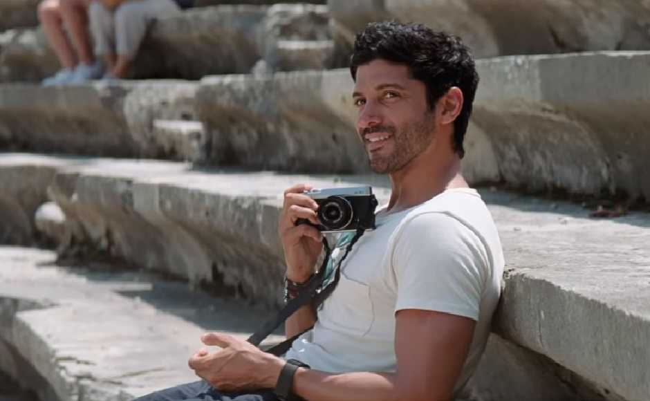 Farhan Akhtar faces backlash on Twitter after urging Bhopal electorate to cast vote a week later: Is this for 2024?
