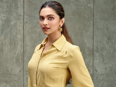 Deepika Padukone urges citizens to vote in 2019 Lok Sabha polls: 'Your country comes first' Deepika Padukone urges citizens to vote in 2019 Lok Sabha polls: 'Your country comes first'