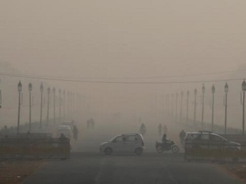 Delhi sees cold morning on 70th Republic Day as minimum temperature settles at six degrees Celsius Delhi sees cold morning on 70th Republic Day as minimum temperature settles at six degrees Celsius