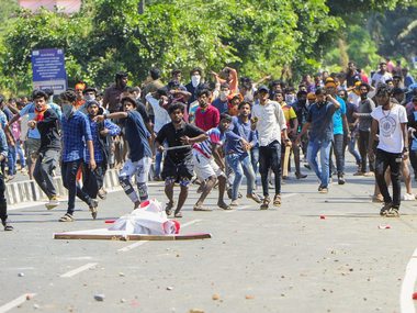 Sabarimala row lands Congress in trouble in Kerala as 'BJP vs CPM' contest emerges from political polarisation Sabarimala row lands Congress in trouble in Kerala as 'BJP vs CPM' contest emerges from political polarisation