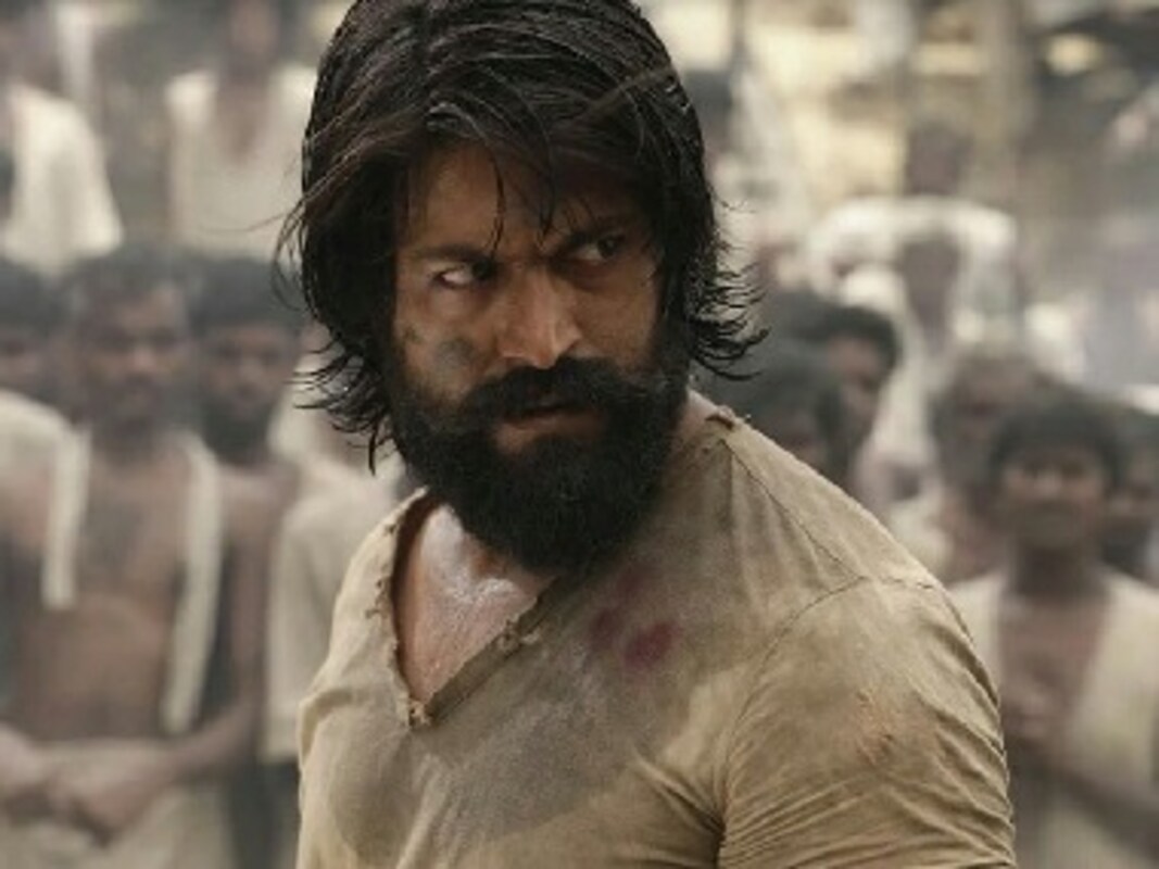 Yash fan sets himself ablaze, succumbs to injuries after he fails to meet on Kannada star on his birthday-Entertainment News , Firstpost Yash fan sets himself ablaze, succumbs to injuries after he fails to meet on Kannada star on his birthday-Entertainment News , Firstpost