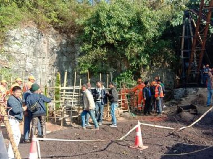 Indian Navy abandons efforts to retrieve Meghalaya miner's body as operations lead to 'too much disintegration'