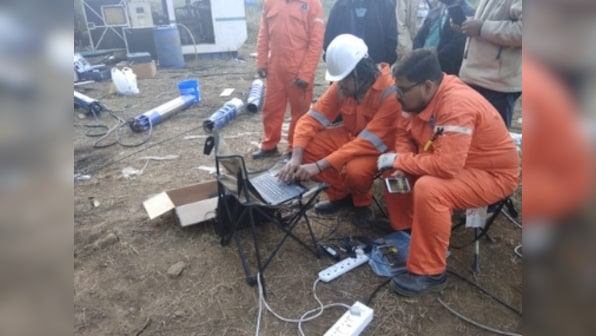 Meghalaya mine tragedy: Decomposed body of miner detected inside rat-hole; several skeletons also uncovered by navy