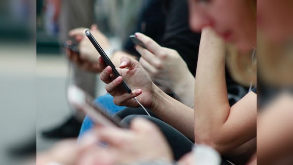 Joy Of Missing Out: Here's what's it like to live without internet and smartphone in 2019