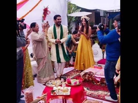 Prateik Babbar, Sanya Sagar's pre-wedding festivities begin ahead of their wedding in Lucknow Prateik Babbar, Sanya Sagar's pre-wedding festivities begin ahead of their wedding in Lucknow