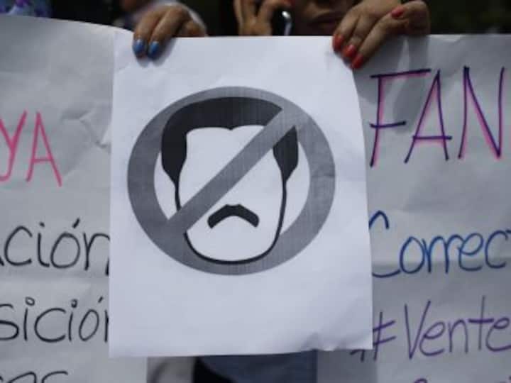 Venezuelans take to streets in walkout to push Nicolas Maduro out: Juan Guaido transforms into commanding force with Trump's backing