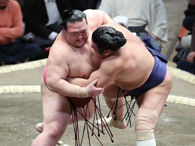 Sumo wrestling's strict new rules prohibit 'indecent' beards, competitors must look 'spick and span' during tournaments