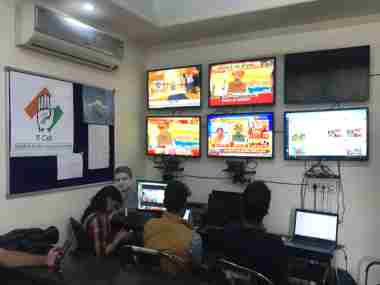 Congress to set up social media depts in each state, coordinators to oversee online campaigns at each booth, Assembly segment