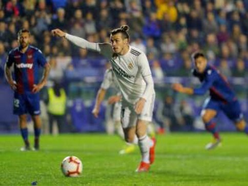 LaLiga: Gareth Bale's controversial penalty gets Real Madrid past Levante; Alvaro Morata opens account in Atletico victory LaLiga: Gareth Bale's controversial penalty gets Real Madrid past Levante; Alvaro Morata opens account in Atletico victory