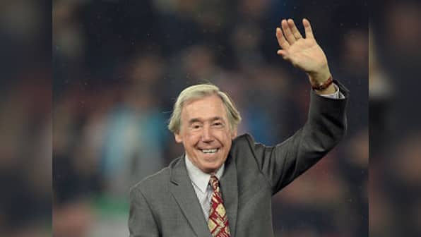 Gordon Banks, England's 1966 FIFA World Cup-winning goalkeeper, passes away at age of 81