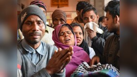 Uttar Pradesh govt constitutes five-member SIT to investigate hooch tragedy; two arrested in Kushinagar