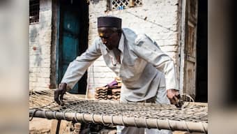 In Maharashtra's Kalambi village, a charpoy weaver strives to save his art form amidst caste discrimination