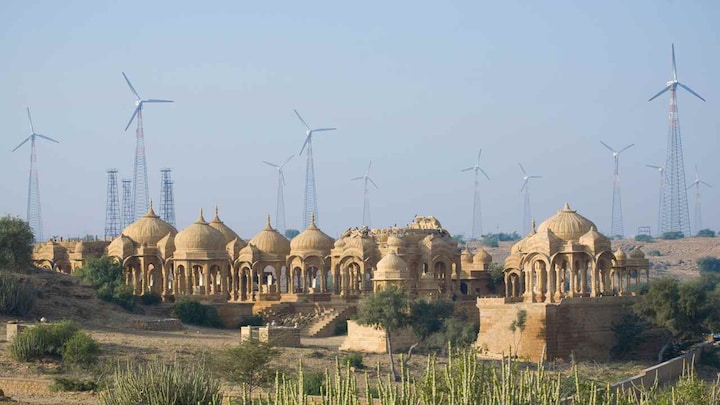 Strong energy policies could help establish India as a leader in renewable energy