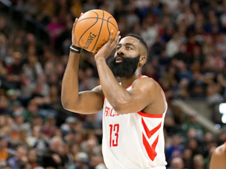 NBA: James Harden extends 30-point streak to 26 games in Rockets' win over Jazz; Warriors beat LeBron James-less Lakers