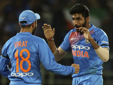 India vs Australia: 'Bumrah does Bumrah, Umesh does Umesh', Twitterati responds to hosts' narrow loss in Vizag T20I India vs Australia: 'Bumrah does Bumrah, Umesh does Umesh', Twitterati responds to hosts' narrow loss in Vizag T20I