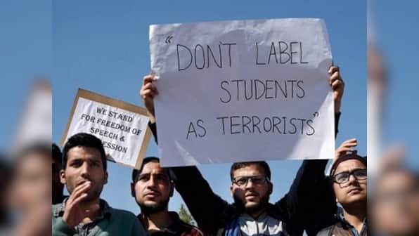 Kashmiri students attacked in Yavatmal: At least 19 youth from state head back home; 4 Yuva Sena activists booked