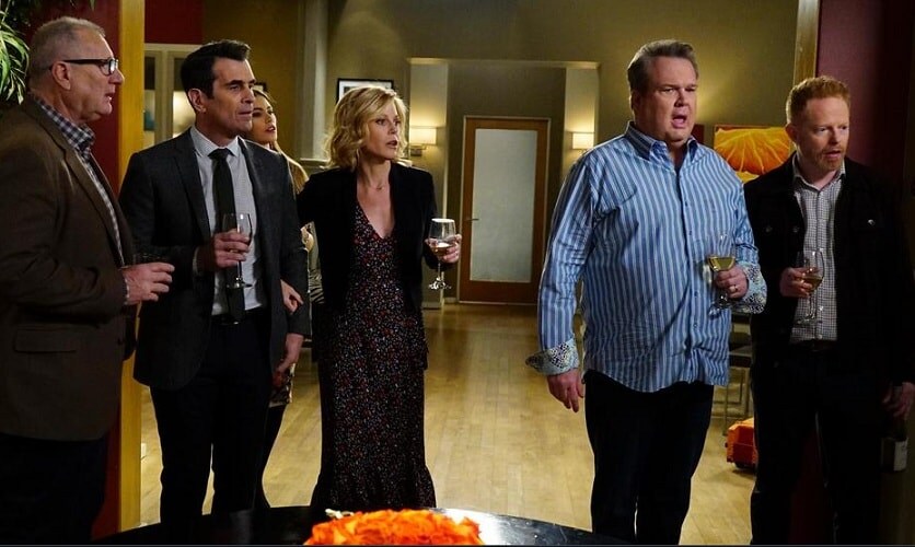 Modern Family, the longest-running comedy series, renewed for 11th and ...