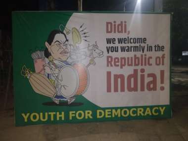 'Welcome to Delhi where democracy is alive': Tongue-in-cheek posters pop up in National Capital ahead of Mamata Banerjee's visit 'Welcome to Delhi where democracy is alive': Tongue-in-cheek posters pop up in National Capital ahead of Mamata Banerjee's visit