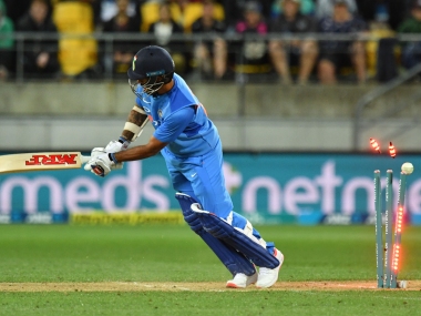 India vs New Zealand: Visitors left clutching at straws against Black Caps in opening T20I in Wellington India vs New Zealand: Visitors left clutching at straws against Black Caps in opening T20I in Wellington