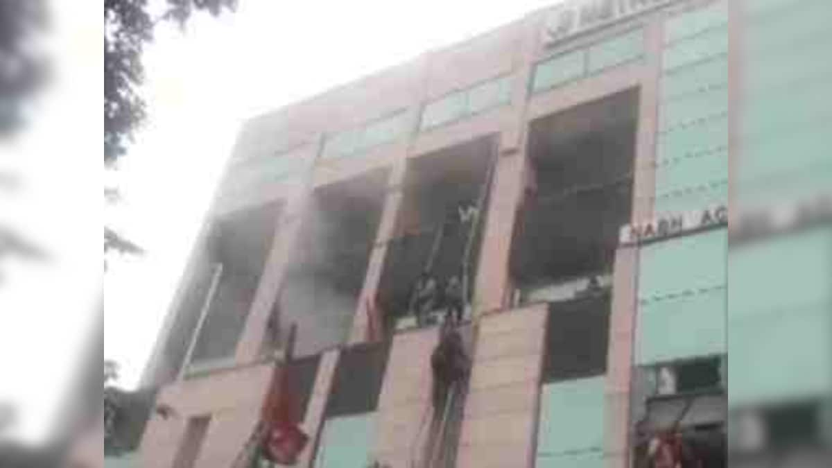 Massive fire breaks out at Noida's Metro Hospital; at least 40 patients evacuated so far, many more feared trapped