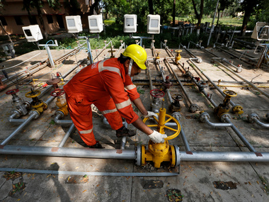 ONGC asks govt to waive cess, royalty as plummeting oil prices not enough to cover operating cost ONGC asks govt to waive cess, royalty as plummeting oil prices not enough to cover operating cost