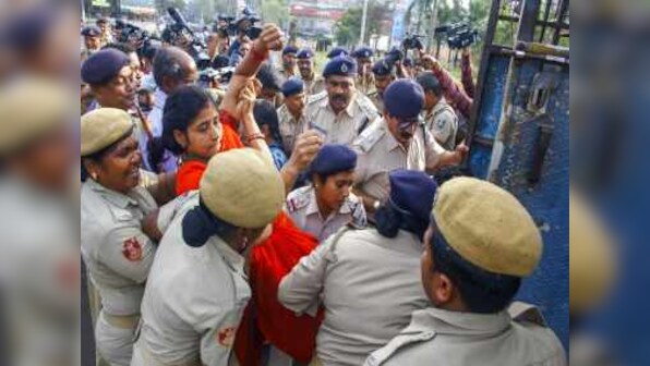 Farmers' strike affects normal life in Odisha: Public transport not plying; 200 held, including 70 from Bhubaneshwar
