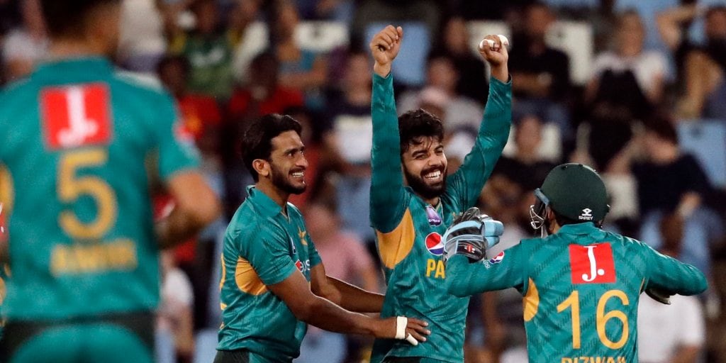 Man of the Match Shadab Khan scored 22* runs and took 2 wickets (photo - getty)