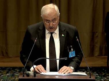 Pakistan asks ICJ to dismiss India's claim for relief to Kulbhushan Jadhav, defends refusal to give consular access Pakistan asks ICJ to dismiss India's claim for relief to Kulbhushan Jadhav, defends refusal to give consular access