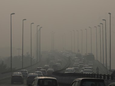 Air quality in Delhi falls to 'very poor', foggy conditions continue; Greenpeace bats for 30% air pollution reduction in India by 2024 Air quality in Delhi falls to 'very poor', foggy conditions continue; Greenpeace bats for 30% air pollution reduction in India by 2024