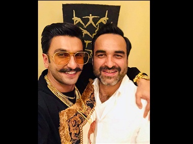 Pankaj Tripathi joins cast of Ranveer Singh's 83, Nawazuddin Siddiqui denies being part of sports drama Pankaj Tripathi joins cast of Ranveer Singh's 83, Nawazuddin Siddiqui denies being part of sports drama