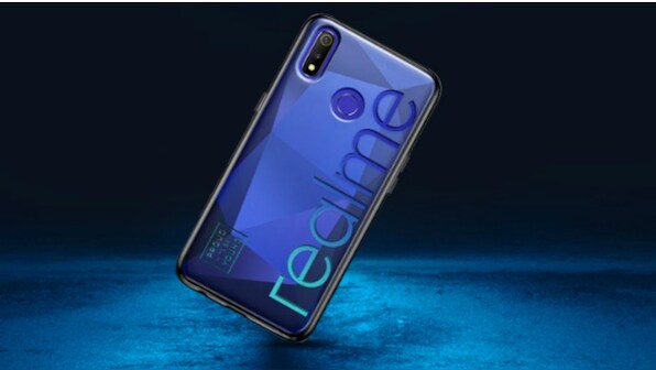 Realme 3 is set to launch in India on 4 March, alleged live images leaked
