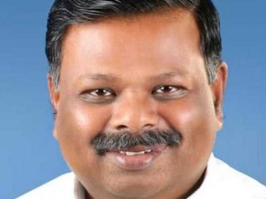 Kerala CPM MLA calls woman IAS officer ‘without brains’; revenue minister lends his support to official Kerala CPM MLA calls woman IAS officer ‘without brains’; revenue minister lends his support to official