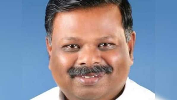 Kerala CPM MLA calls woman IAS officer ‘without brains’; revenue minister lends his support to official