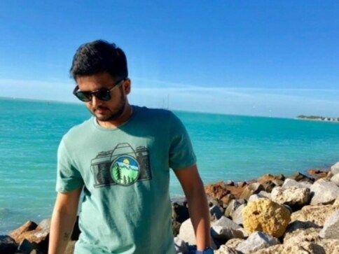 In aftermath of Pulwama attack, 26-yr-old NRI based in US raises over $800,000 to support families of slain jawans In aftermath of Pulwama attack, 26-yr-old NRI based in US raises over $800,000 to support families of slain jawans