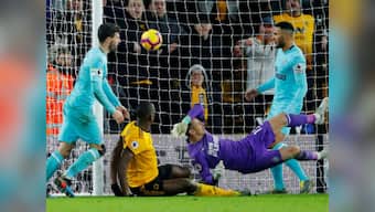 Premier League: Martin Dubravka's howler gifts Wolves late draw as relegation-threatened Newcastle United struggle