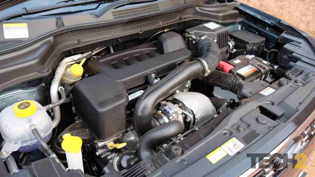 Mahindra XUV300 buyers will likely have two engines to choose from – a 1.5-litre turbodiesel engine and a 1.2-litre turbocharged four-cylinder petrol engine.