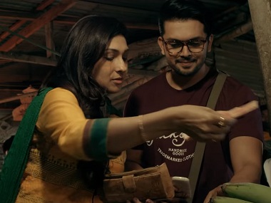 Ahaa Re movie review: Ranjan Ghosh's direction boosts this simple story about love and food Ahaa Re movie review: Ranjan Ghosh's direction boosts this simple story about love and food