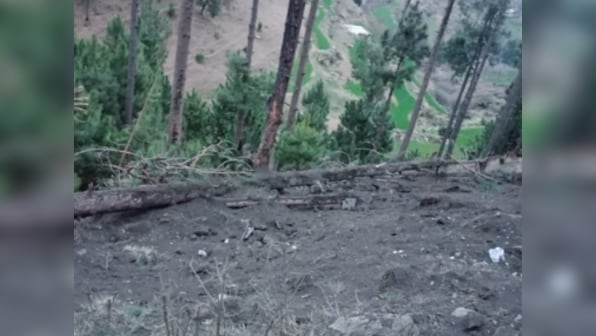 Balakot air strikes shouldn't be politicised amid India-Pakistan hostilities; national interest needs precedence