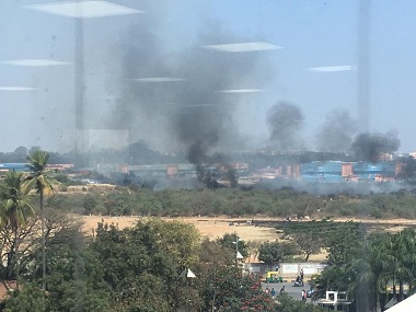 Mirage 2000 trainer fighter aircraft crashes at Bengaluru's HAL Airport; two pilots dead Mirage 2000 trainer fighter aircraft crashes at Bengaluru's HAL Airport; two pilots dead
